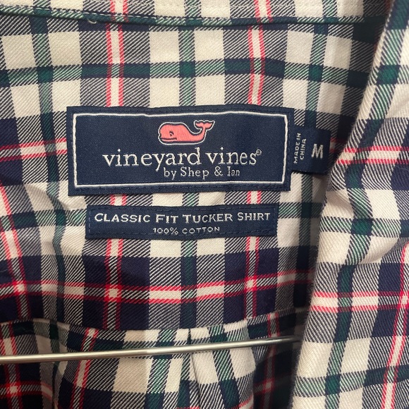 Vineyard Vines men’s classics fit Tucker shirt size M - Picture 2 of 3